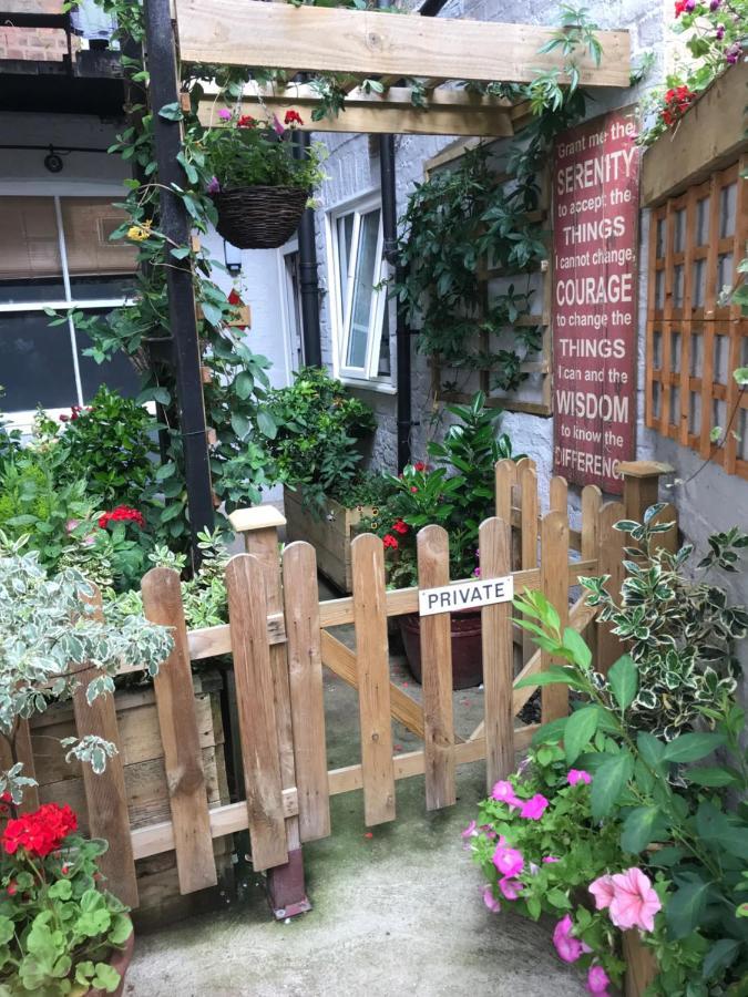 G&T Apartment 스카버러 외부 사진